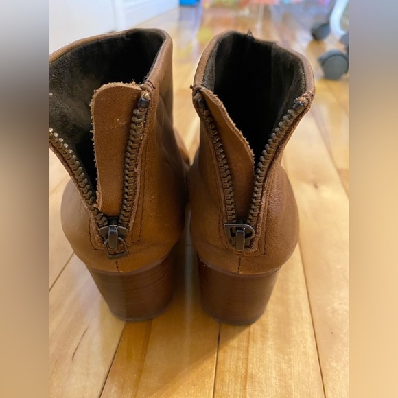 VGUC Tom’s ankle  boots SIZE 7 - Picture 2 of 5